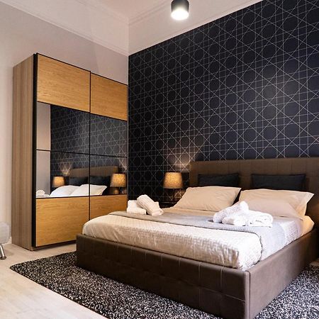 Casa Mago Apartment คาตาเนีย ภายนอก รูปภาพ