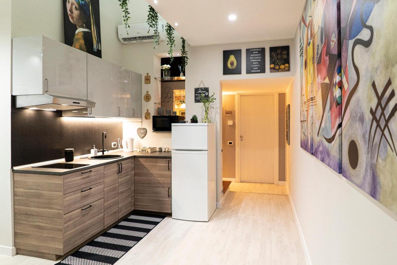 Casa Mago Apartment คาตาเนีย ภายนอก รูปภาพ