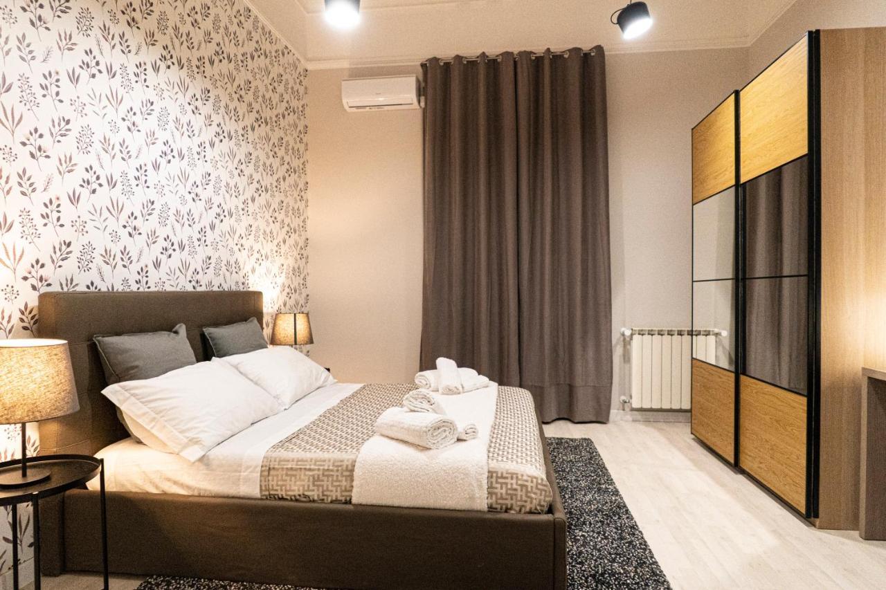 Casa Mago Apartment คาตาเนีย ภายนอก รูปภาพ