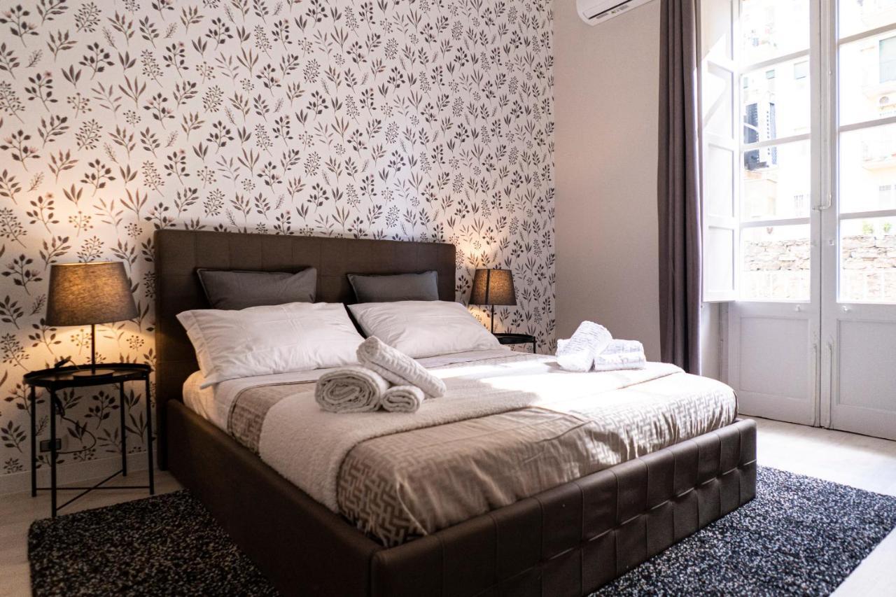 Casa Mago Apartment คาตาเนีย ภายนอก รูปภาพ